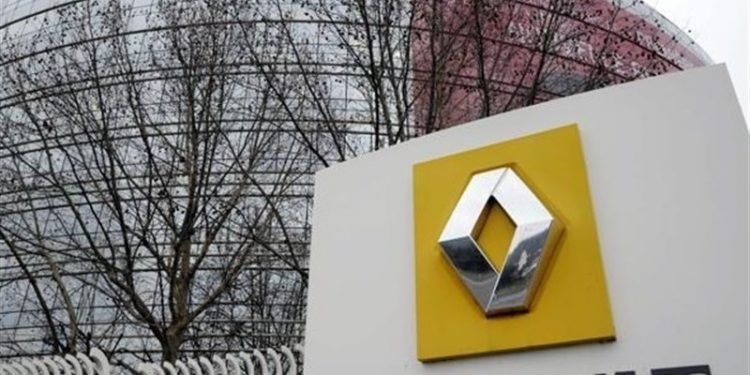 رنوی فرانسه متهم به فریبکاری درباره آلایندگی خودروهای خود شد