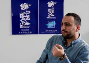 درفش رزم دبير بخش پوستروعکس ششمین جشنواره تئاترخلاق فراخوان اين بخش را منتشر كرد