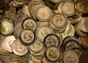 سقوط بیت کوین به زیر ۳۰ هزار دلار پس از اقدامات چین علیه رمز ارزها