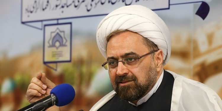 روش برخورد امام رضا(ع) با مخالفان در مناظرات/ جامعه نیاز به تزریق اخلاق و کرامت دارد