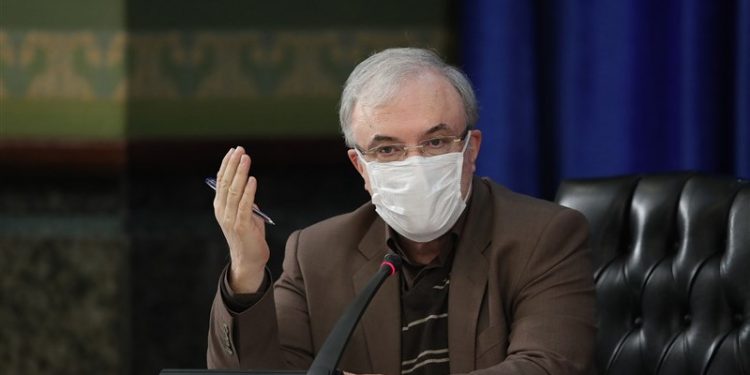 نمکی: نیروهای انتظامی در مراکز واکسیناسیون تجمعی تهران مستقر شوند