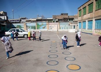 بازگشایی مدارس بخشی از آسیب‌ها را کم می‌کند