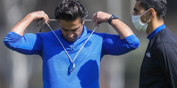 مربی استقلال دستیار استراماچونی شد