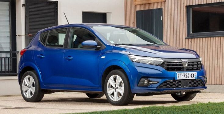 ساندرو با عبور از گلف برای اولین بار، پرفروش‌ترین خودروی اروپا شد