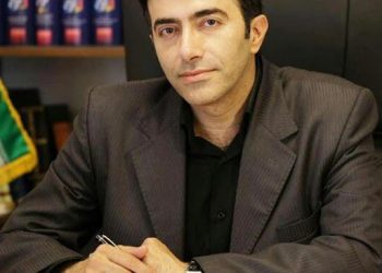 کیوان نقره کار مشاور اسبق وزارتخانه های صمت و ارتباطات گفت:دولت هوشمند از مدیران متعهد و متخصص استفاده خواهد کرد.