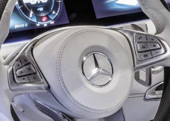 پیش‌بینی دایملر از ضربه سخت بحران جهانی تراشه به فروش خودروهای مرسدس