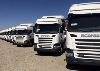 ترخیص همه کامیون‌های دپو شده از گمرک تا پایان مهر