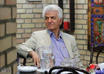 چرا خودرو گران نیست؟/ تحریم‌ها نگذاشت هاب فناوری رنو شویم