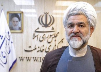 خلاف شرع و قانون بودن الزام ثبت معاملات خودرو در دفاتر اسناد رسمی