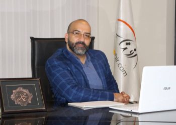 گفتگو با آقای هادی گرجی نویسنده کتاب های مدیریت استراتژیک در منابع انسانی و شیوه های نوین مدیریت