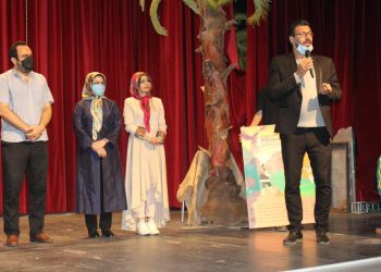 نویسنده و کارگردان نمایش افسانه قلیدون گفت:این اثر اقتباسی از یک افسانه کهن ایرانی و گنجینه ادبیات ملی و فولکلور است