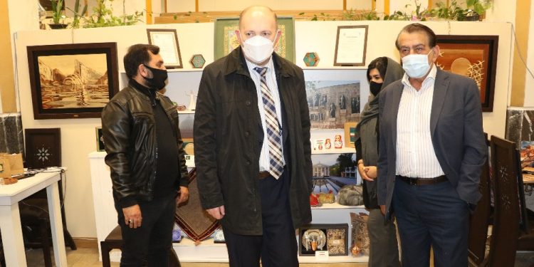 بازدید رئیس موسسه فرهنگی اکو از سرای هنر فردوسی