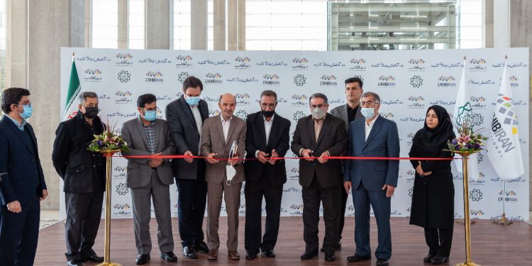 چهارمین نمایشگاه صنایع شیمیایی در شهرآفتاب آغاز به کار کرد