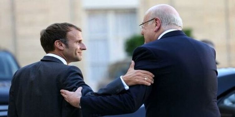 وزیر محیط زیست لبنان به الجزیره گفت که لبنان نیاز به بازسازی اعتماد بین خود و کشورهای حاشیه خلیج فارس دارد.