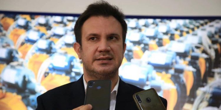 قیمت مسکن میشکند