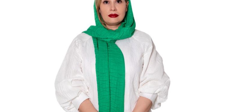 مانیا مخالفی: 30 درصد درآمدم برای آموزش در کودکان کار است