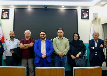 رونمایی کتاب جوانان و شاهنامه فردوسی