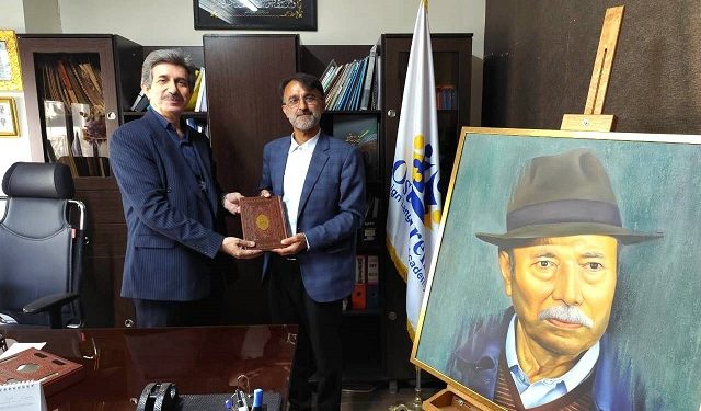 دیدار دکتر کجوری با امیر احتشام نیا مدیر مجموعه جنگل کنار چمستان