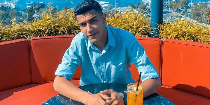 همکاری پرریسک؛ بلاگرها پیش از تعامل مالی با علی حسنی هشدارها را جدی بگیرند