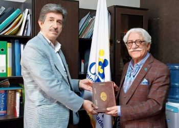 تجلیل جنجالی از کاظمی‌دینان؛ پاسخ دیرهنگام به سال‌ها بی‌توجهی؟