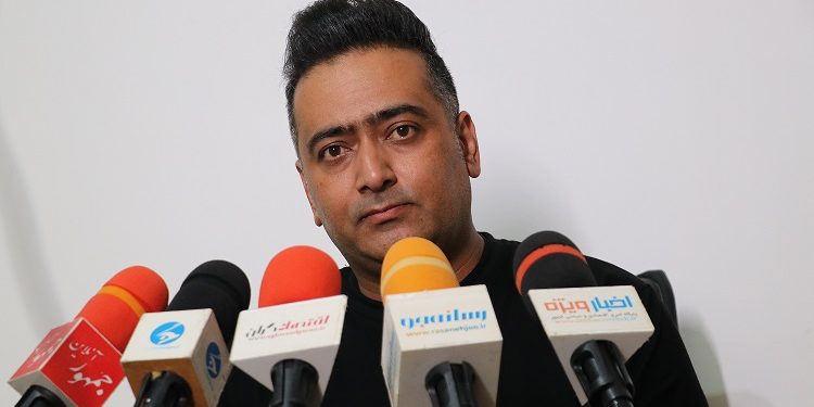 یک دهه، ۸ هزار صفحه خوشنویسی؛ روایت یک هنرمند از حفظ میراث ایرانی ـ اسلامی